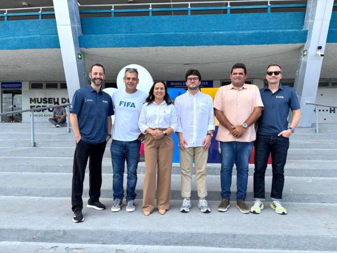 FIFA visita Est&aacute;dio Rei Pel&eacute; de olho na Copa do Mundo Feminina de 2027