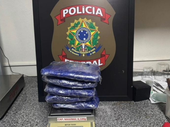 Homem é preso com 5kg de haxixe no Aeroporto dos Guararapes, no Recife