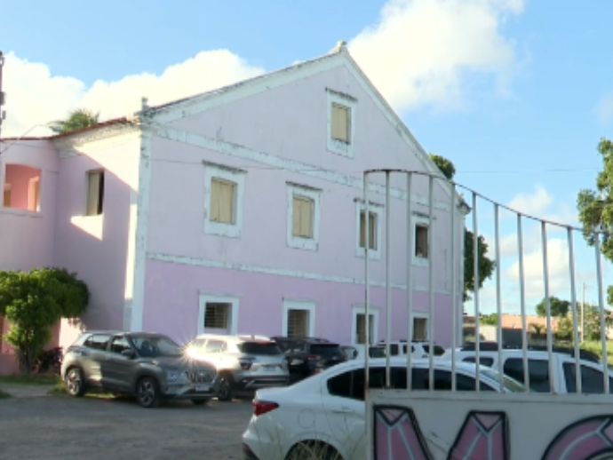 Estudantes e funcion&aacute;rios do CEMO reclamam da falta de seguran&ccedil;a