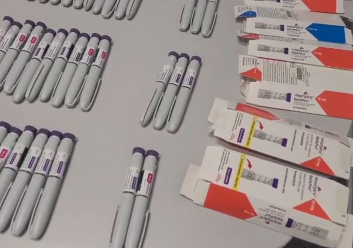 Receita Federal apreende 389 canetas de Mounjaro no Aeroporto do Recife