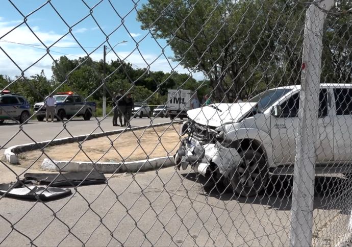 Acidente na subida dos Montes Guararapes deixa duas pessoas mortas em Prazeres