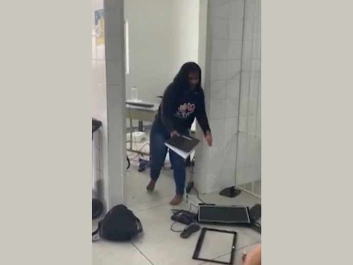 Mulher &eacute; detida ap&oacute;s quebrar equipamentos em posto de sa&uacute;de de Macei&oacute;