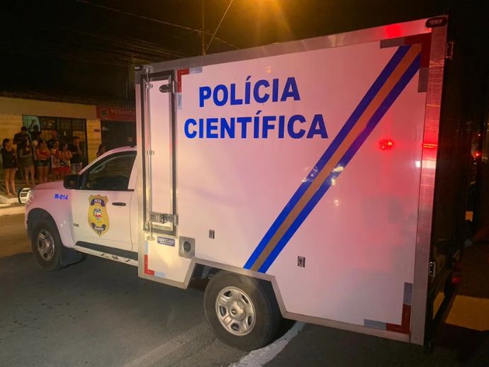 Homem &eacute; assassinado com golpes de martelo no Benedito Mendes, em Macei&oacute;