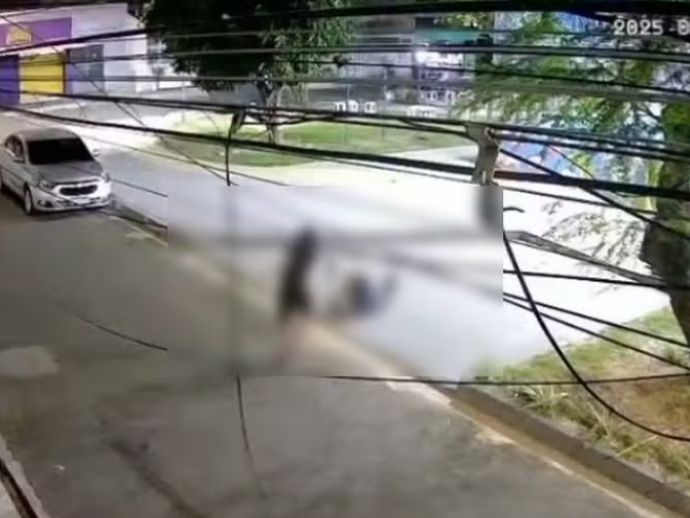 Suspeito de matar homem a tiros em pra&ccedil;a do bairro Cruz das Almas &eacute; preso 