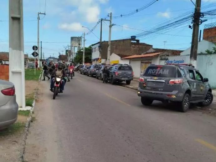 Militar &eacute; ferido na cabe&ccedil;a durante discuss&atilde;o no Benedito Bentes e mobiliza policiamento