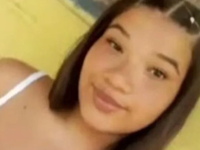 Corpo encontrado em Guaxuma &eacute; identificado como o de Ana Beatriz de Moura, de 15 anos