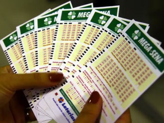 Aposta do Recife acerta cinco dezenas da Mega-Sena e leva quase R$ 120 mil