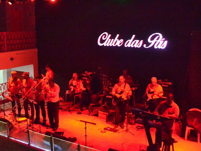 Clube das P&aacute;s celebra S&atilde;o Jo&atilde;o nesta sexta (20) com forr&oacute;, quadrilha e muita anima&ccedil;&atilde;o