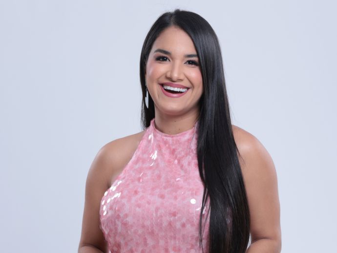 Da Esta&ccedil;&atilde;o Joana Bezerra para os palcos do Luan Santana e Priscila Senna: Thayzinha, a revela&ccedil;&atilde;o do brega