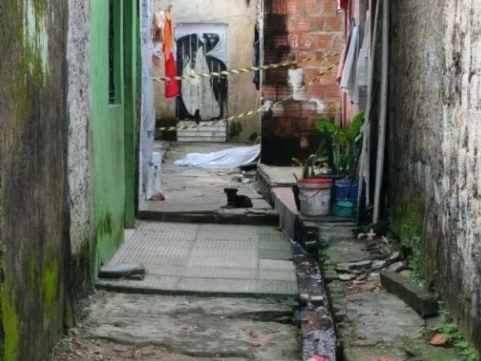 Jovem &eacute; morta a tiros no bairro Clima Bom, em Macei&oacute;