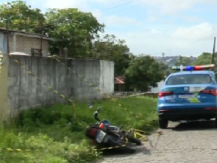 Motociclista perde o freio e passageira morre ap&oacute;s ser arremessada em Nova Descoberta, no Recife