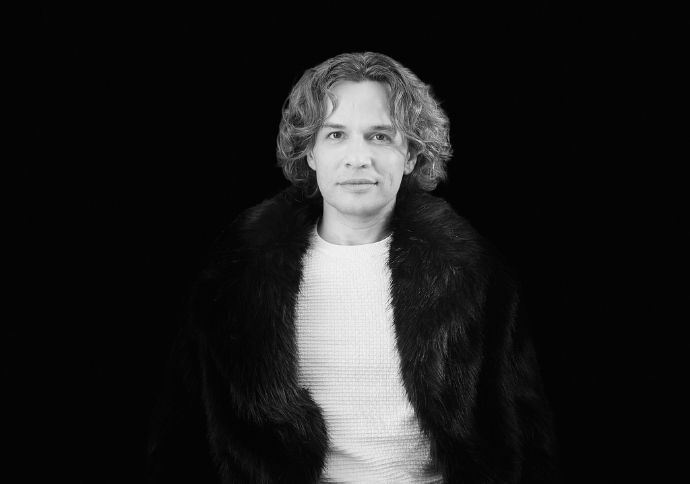 Frederico Feitoza lança "Nós Não Vamos à Igreja" pela Cepe Editora