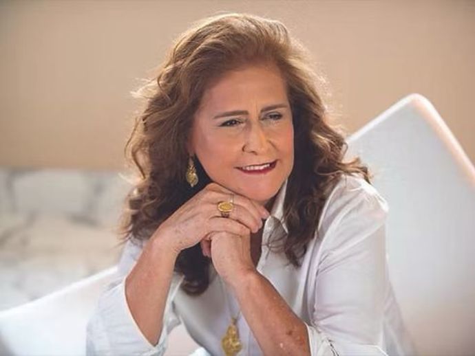 Joanna celebra 45 anos de carreira em show no Teatro RioMar Recife