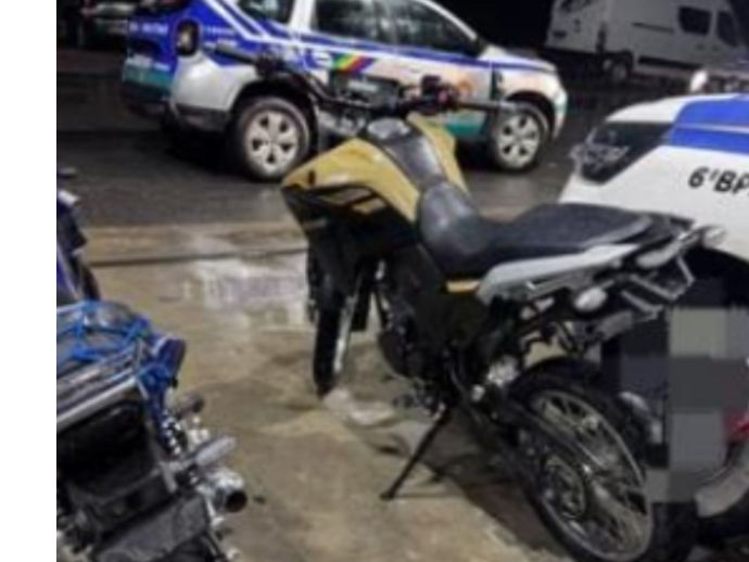 Opera&ccedil;&atilde;o em Jaboat&atilde;o co&iacute;be rolezinhos e rachas; PM &eacute; atropelado durante a&ccedil;&atilde;o