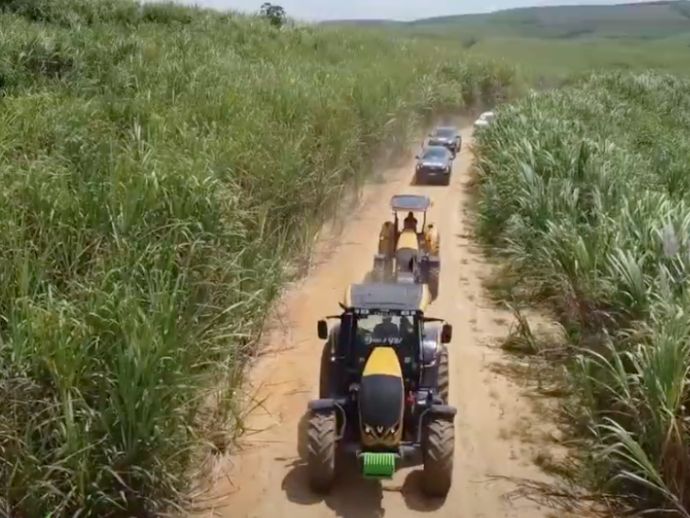 Expedi&ccedil;&atilde;o de tratores percorre engenhos de Pernambuco em comemora&ccedil;&atilde;o aos 65 anos da Valtra