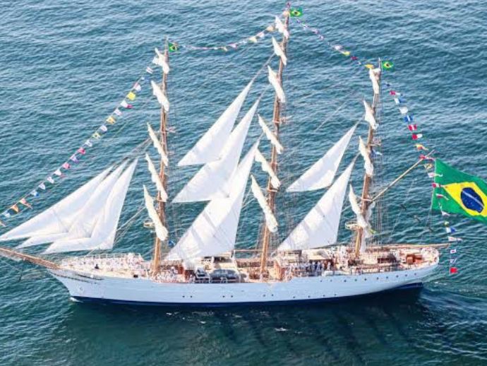 Navio-Veleiro &ldquo;Cisne Branco&rdquo; chega ao Recife para visita&ccedil;&atilde;o gratuita