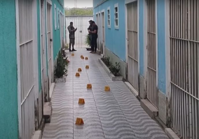 Jovem &eacute; morta com mais de 60 facadas em Caruaru, namorado &eacute; preso suspeito do crime