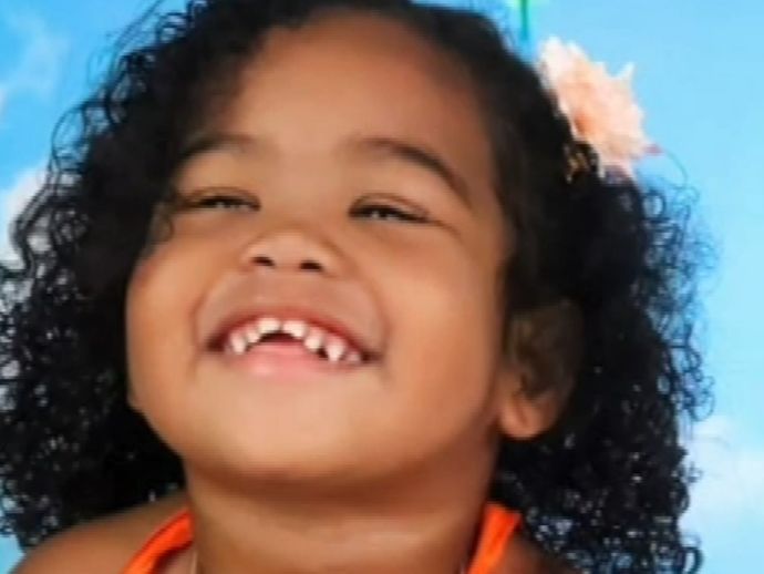 Trag&eacute;dia em Ara&ccedil;oiaba: menina de dois anos morre afogada em balde enquanto brincava em casa