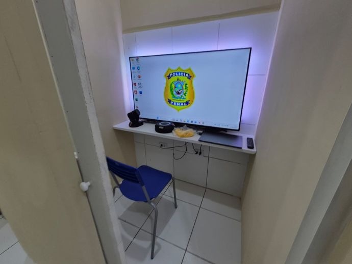 Secretaria de Administra&ccedil;&atilde;o Penitenci&aacute;ria amplia espa&ccedil;os de videoconfer&ecirc;ncia para audi&ecirc;ncias em unidade do Agreste 
