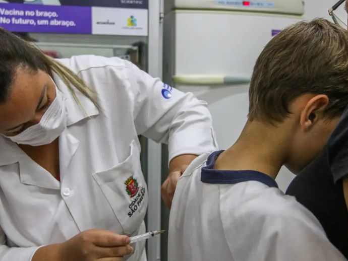 Vacina contra HPV reduz em 58% casos de c&acirc;ncer de colo de &uacute;tero