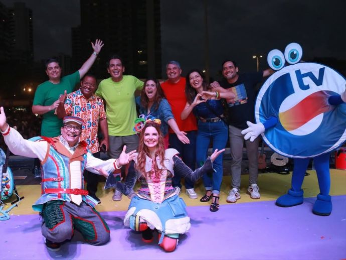 Festa da TV Guararapes RECORD para a crian&ccedil;ada lotou o Parque Dona Lindu