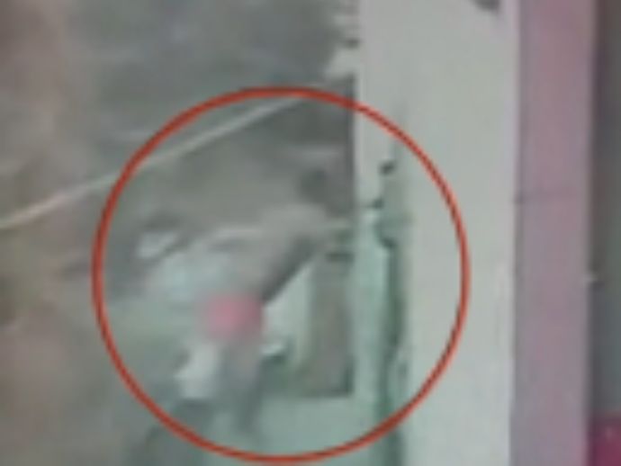 Mulher tem casa invadida em Glória do Goitá e sofre fratura no braço; suspeito segue foragido