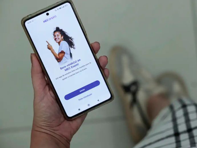 Participantes do Enem podem estudar por aplicativo do MEC