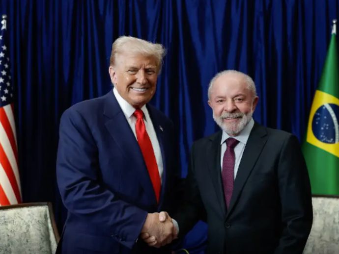 Lula celebra retirada de tarifas pelos EUA e diz que sinaliza respeito