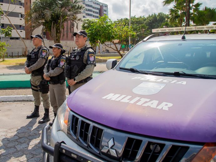 PM prende suspeito de descumprir medida protetiva e tentar envenenar ex-companheira em Macei&oacute;