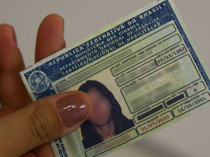 Tentativas de fraudes com documentos mais que dobram de 2022 a 2025