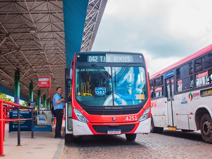 Linhas de &ocirc;nibus ter&atilde;o opera&ccedil;&atilde;o especial no feriado de Nossa Senhora da Concei&ccedil;&atilde;o