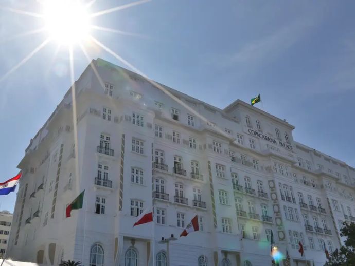 Padroniza&ccedil;&atilde;o para hor&aacute;rio de entrada e sa&iacute;da de hot&eacute;is come&ccedil;a a valer