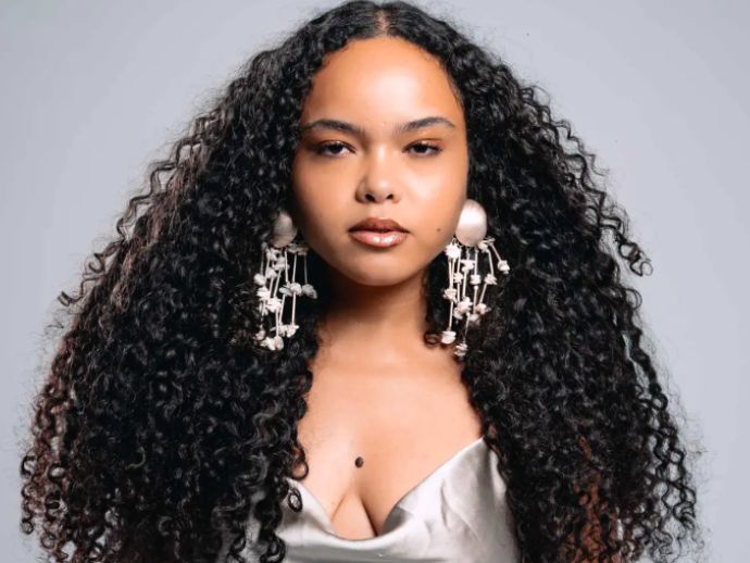 Joyce Alane estreia no Baile do Menino Deus 2025 no Marco Zero do Recife