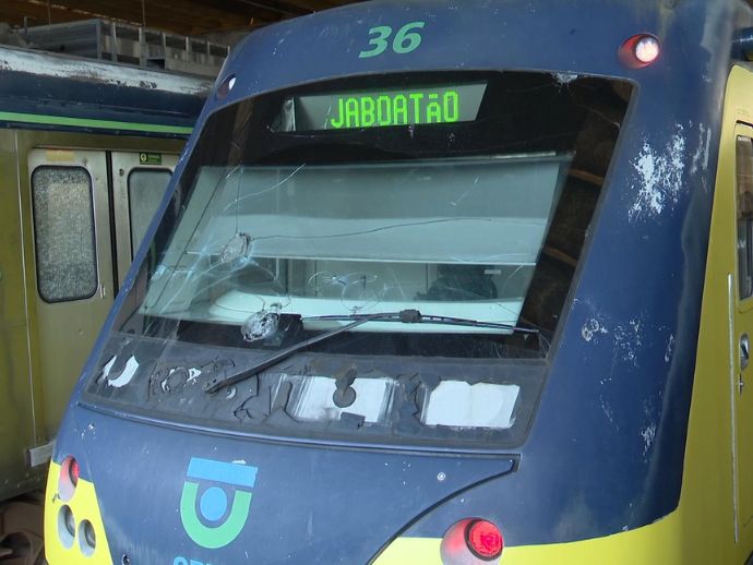 Metr&ocirc; do Recife: um sistema essencial, por&eacute;m abandonado e sucateado