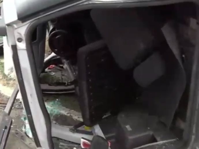 Capotamento deixa motorista ferido no conjunto Jarbas Oiticica, em Rio Largo