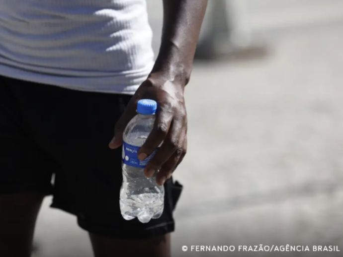 Veja dicas para se proteger da onda de calor extremo