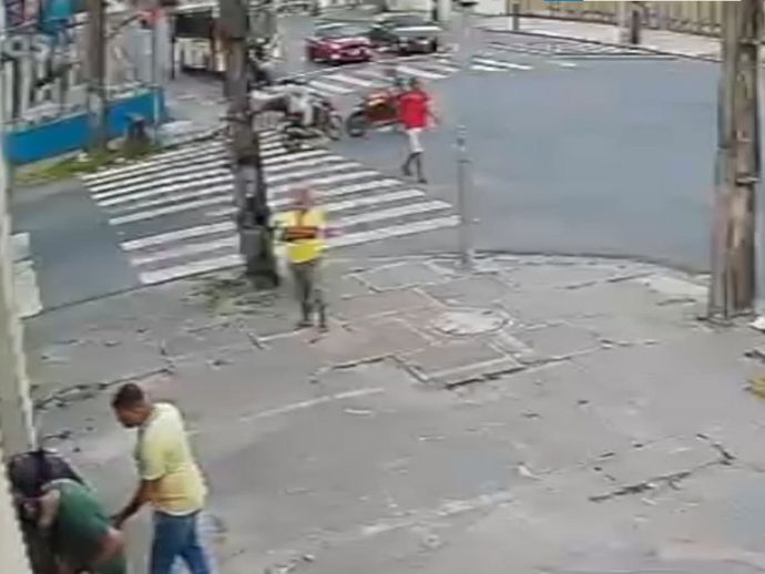 Acidente entre motocicletas deixa dois mortos e uma mulher ferida em Santo Amaro