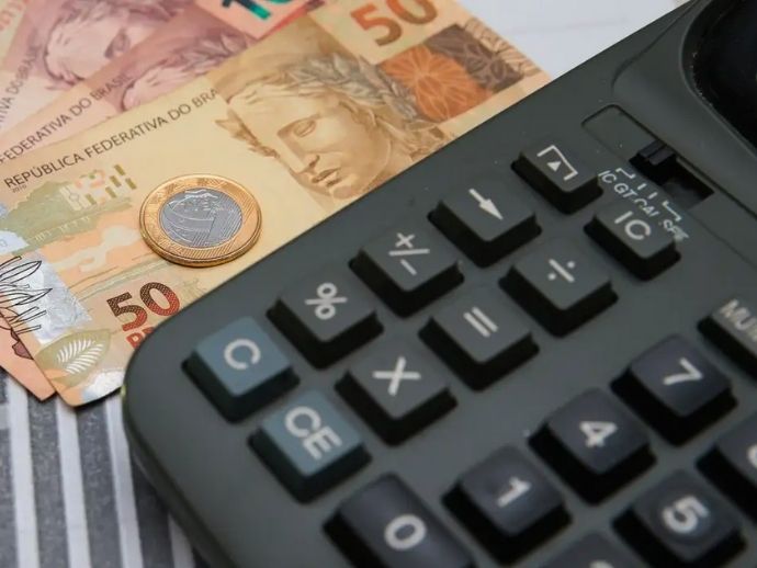 Imposto de Renda 2026 entra em vigor com isen&ccedil;&atilde;o para quem ganha at&eacute; R$ 5 mil; veja o que muda