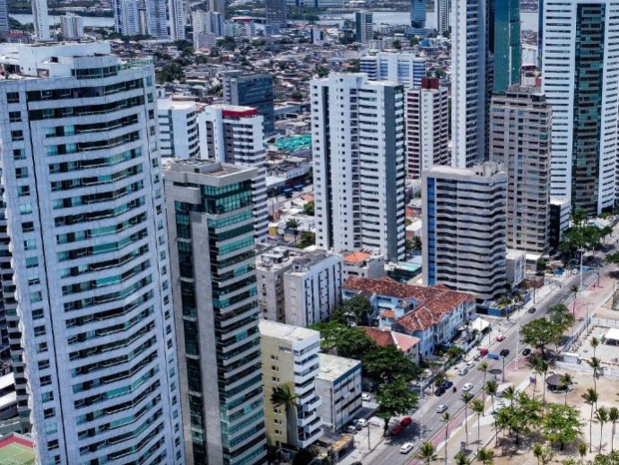 Im&oacute;veis residenciais no Recife ficam 4,57% mais caros em 2025
