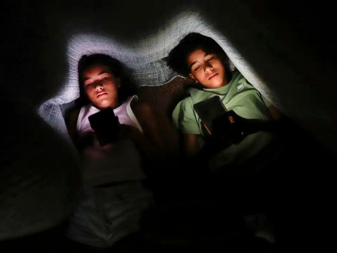 Consulta p&uacute;blica sugere regra vari&aacute;vel para aferir idade na internet