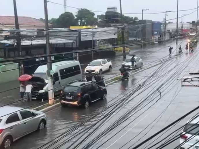 Apac emite alerta laranja para chuvas de intensidade moderada a forte em Pernambuco