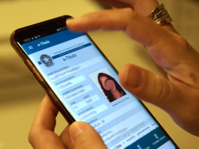 Prazo para tirar e regularizar t&iacute;tulo de eleitor vai at&eacute; 6 de maio