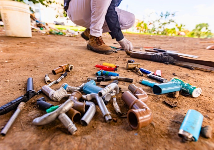 Opera&ccedil;&atilde;o desarticula pontos de tr&aacute;fico e prostitui&ccedil;&atilde;o no viaduto da antiga PRF