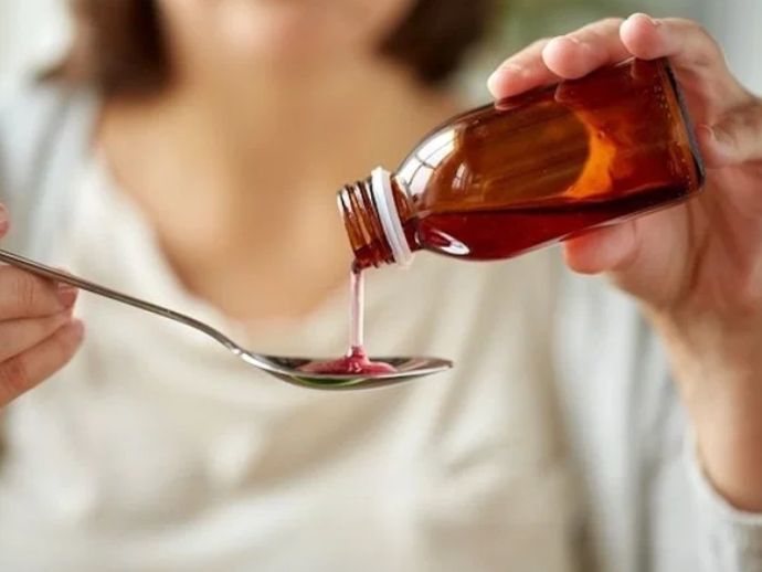 Anvisa suspende venda de xaropes para tosse com clobutinol