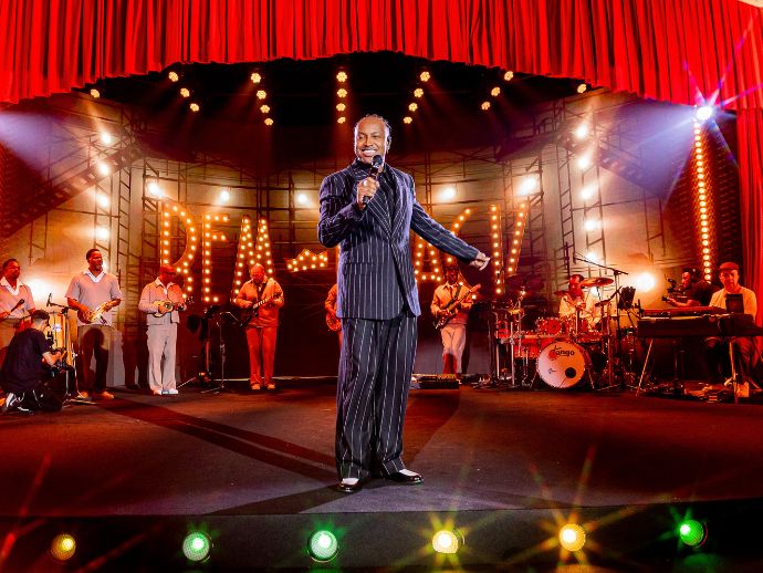 Thiaguinho traz projeto &ldquo;Bem Black&rdquo; ao Recife com sucessos do Exaltasamba e carreira solo