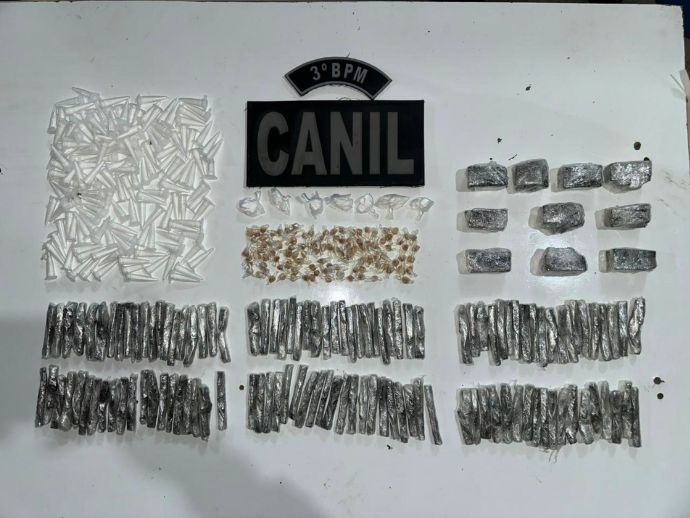 A&ccedil;&otilde;es do 3&ordm; BPM resultam em apreens&atilde;o de arma e mais de 440 por&ccedil;&otilde;es de drogas em Arapiraca