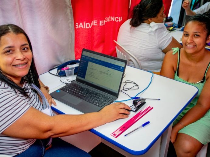 Semdes Itinerante oferece atualiza&ccedil;&atilde;o do Cad&Uacute;nico e servi&ccedil;os sociais em Ipioca