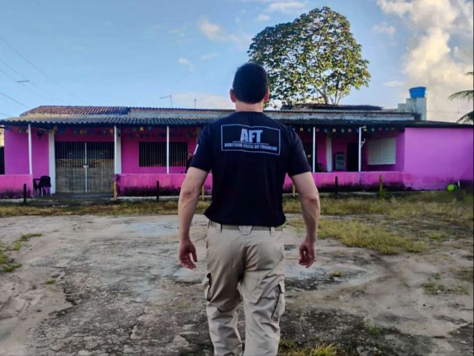 Opera&ccedil;&atilde;o resgata mulheres de escravid&atilde;o moderna em casa de explora&ccedil;&atilde;o sexual na Mata Norte