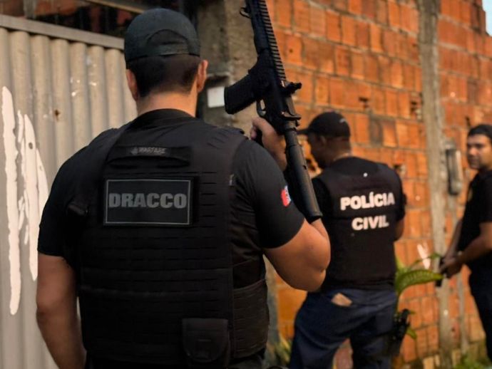 Pol&iacute;cia Civil deflagra 5&ordf; fase da Opera&ccedil;&atilde;o Cerco Fechado e prende 12 pessoas em Alagoas