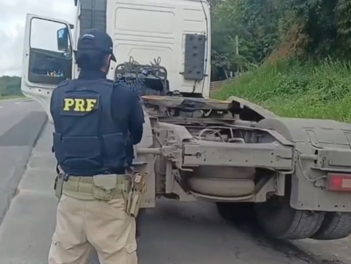  Caminhoneiro embriagado deixa 3 pessoas feridas e uma morta